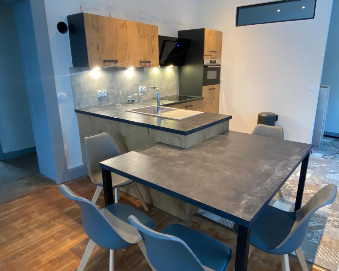 Apartment Les 4 Flocons, Avec Piscine Exterieure Chauffee A 100m Du Et Du Centre , Wifi, Parking, Sauna