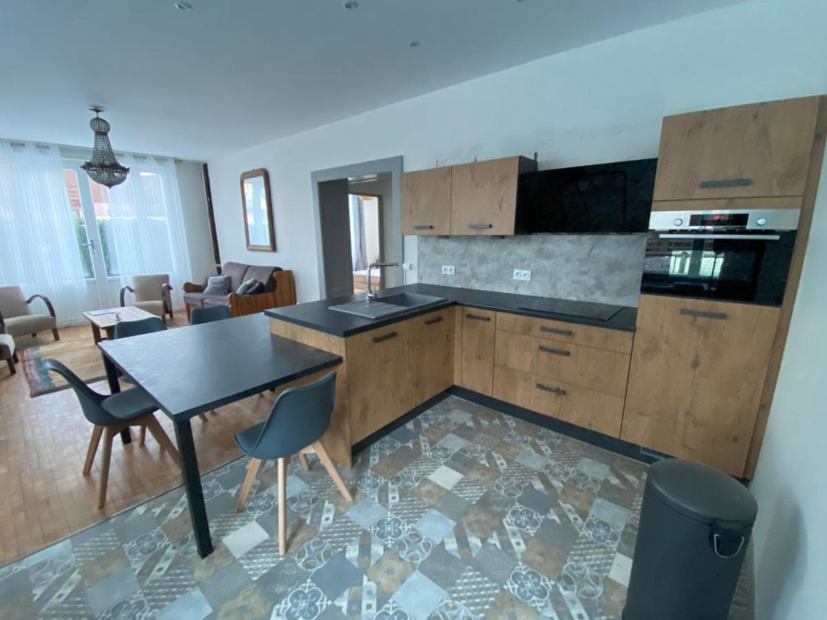 Les 4 Flocons, Avec Piscine Exterieure Chauffee A 100m Du Et Du Centre , Wifi, Parking, Sauna Apartment Gérardmer