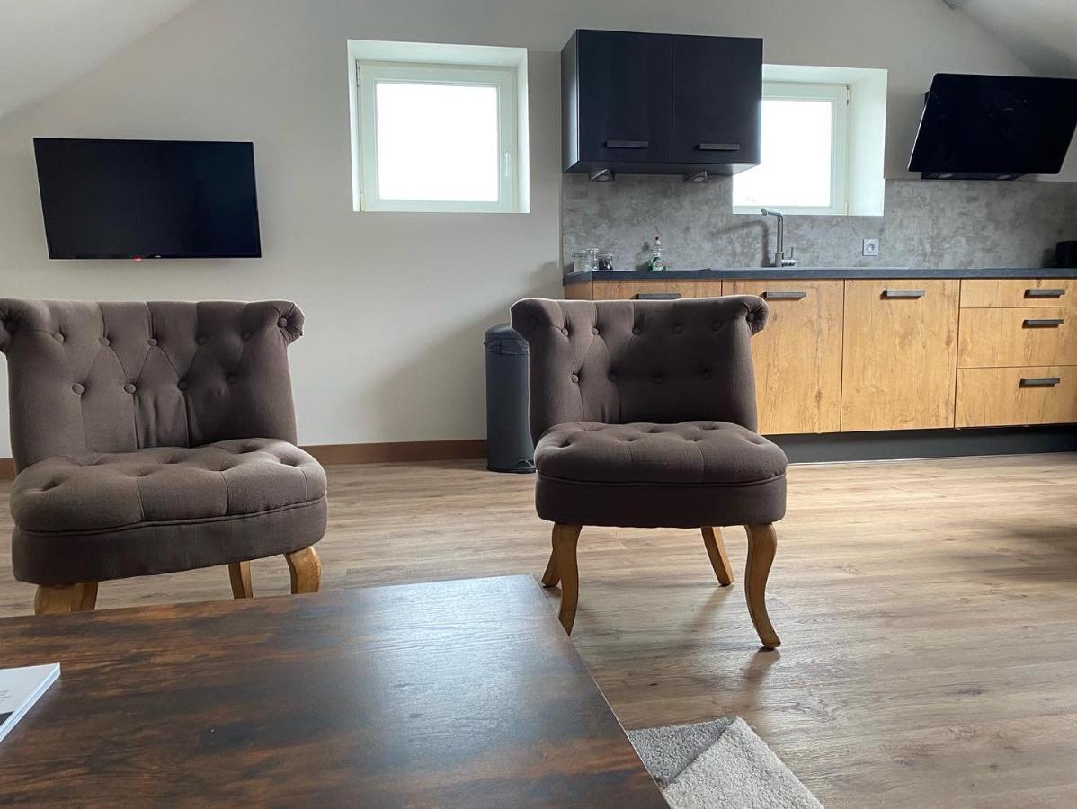 Les 4 Flocons, Avec Piscine Exterieure Chauffee A 100m Du Et Du Centre , Wifi, Parking, Sauna Apartment Gérardmer