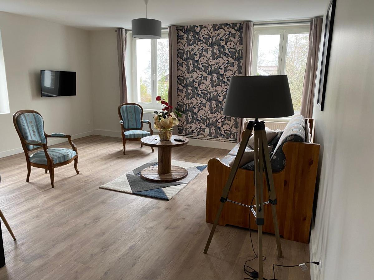Les 4 Flocons, Avec Piscine Exterieure Chauffee A 100m Du Et Du Centre , Wifi, Parking, Sauna