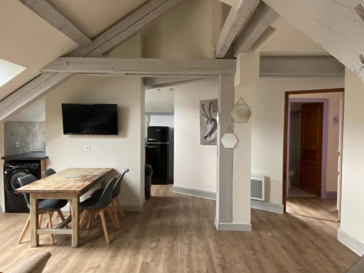 Les 4 Flocons, Avec Piscine Exterieure Chauffee A 100m Du Et Du Centre , Wifi, Parking, Sauna Apartment Gérardmer
