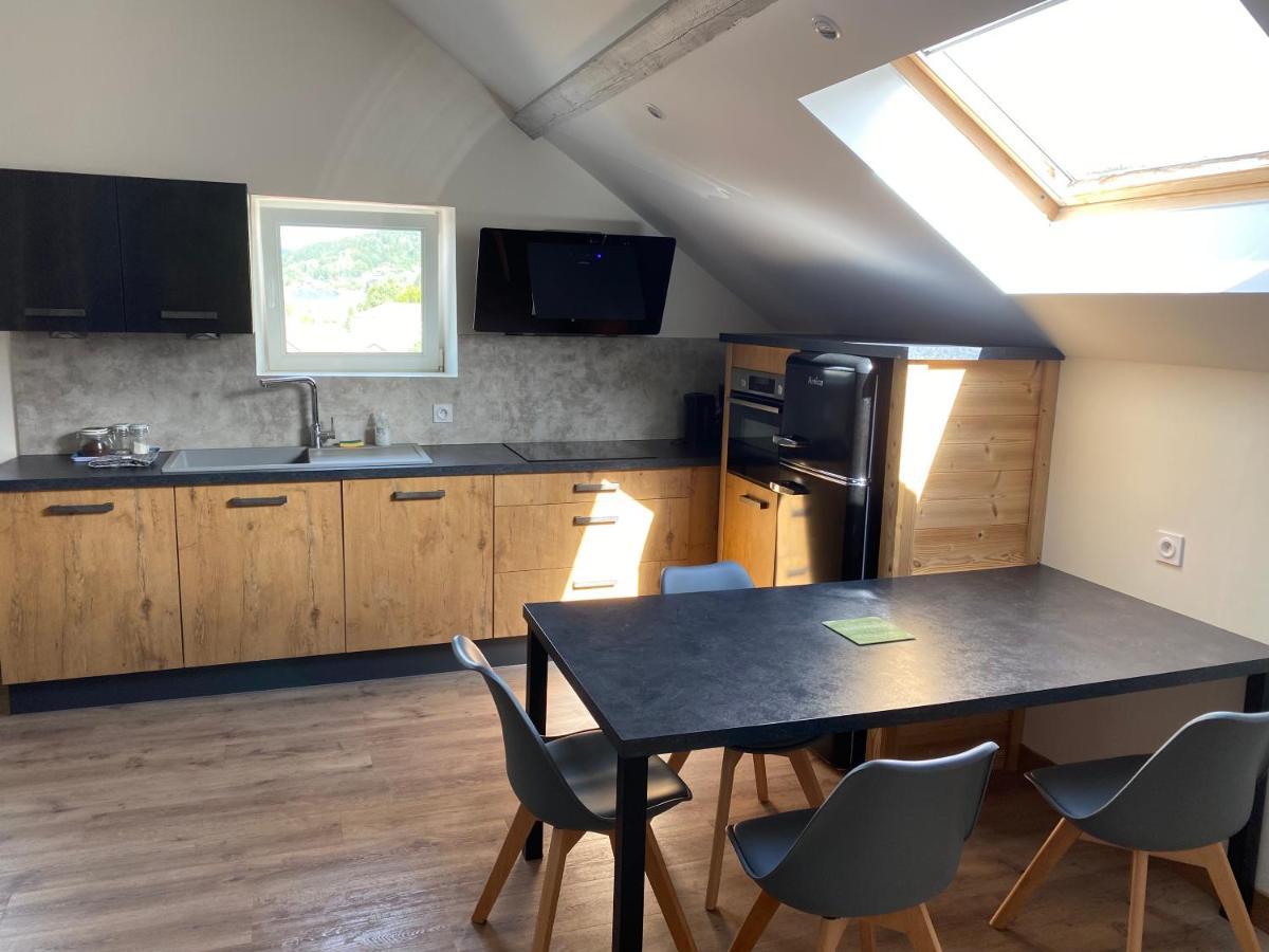 Les 4 Flocons, Avec Piscine Exterieure Chauffee A 100m Du Et Du Centre , Wifi, Parking, Sauna * Gérardmer