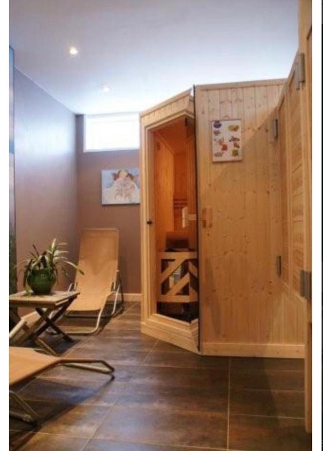 Les 4 Flocons, Avec Piscine Exterieure Chauffee A 100m Du Et Du Centre , Wifi, Parking, Sauna *