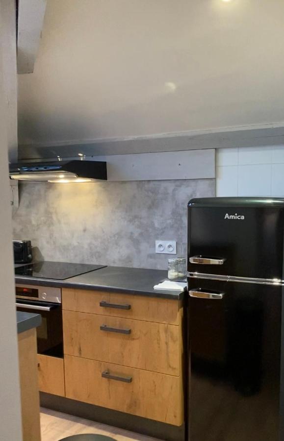 Les 4 Flocons, Avec Piscine Exterieure Chauffee A 100m Du Et Du Centre , Wifi, Parking, Sauna
